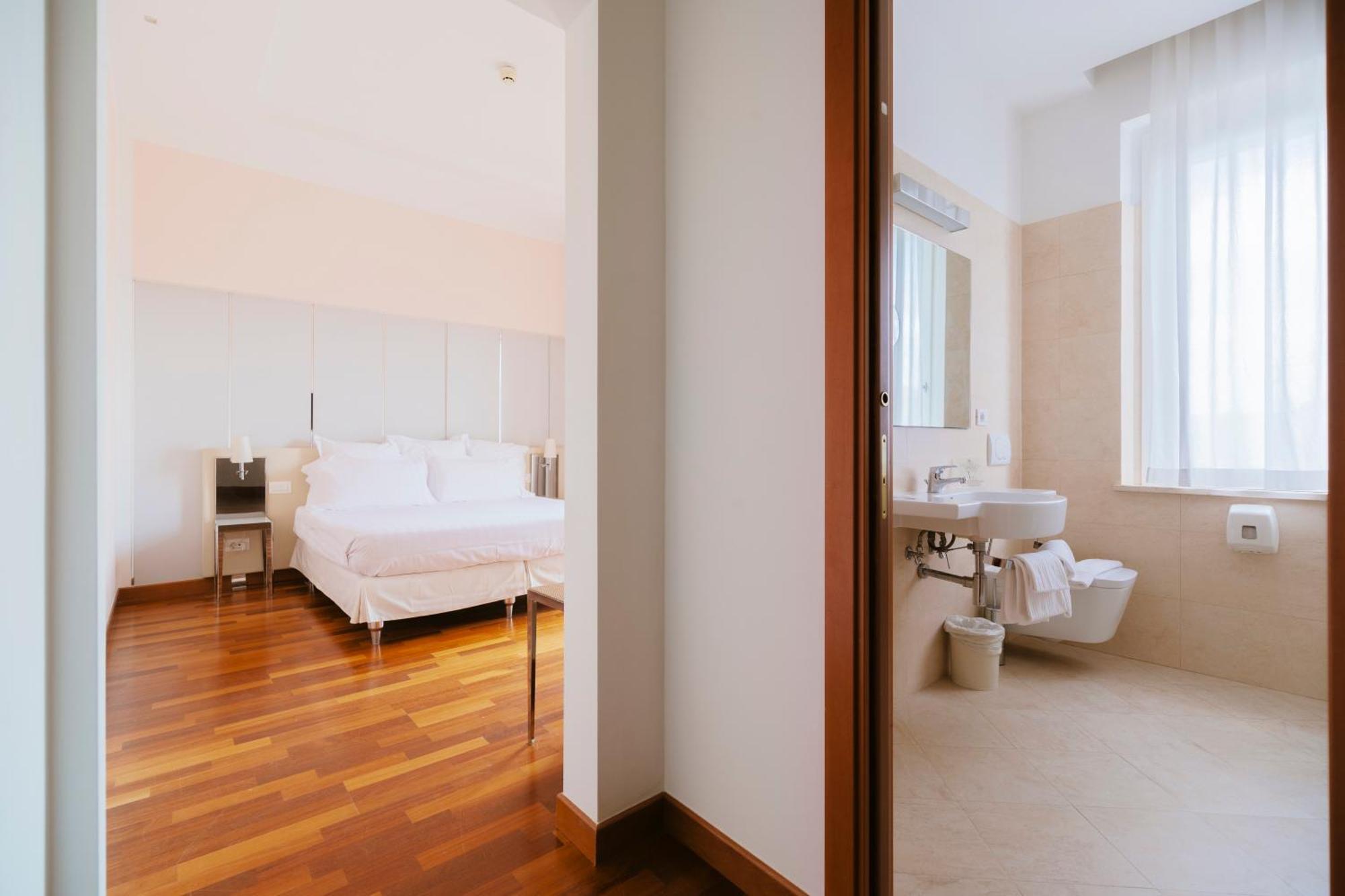 Hotel Miramare Civitanova Marche Esterno foto
