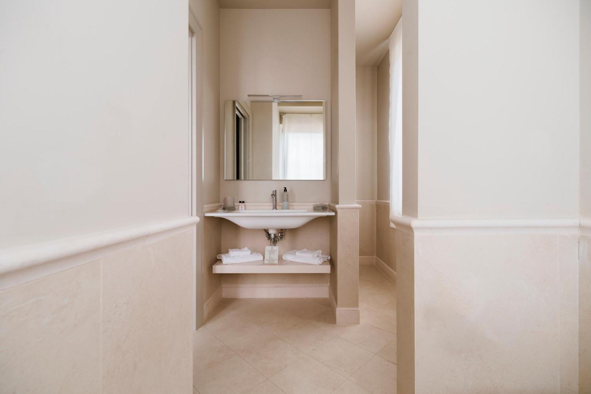 Hotel Miramare Civitanova Marche Esterno foto
