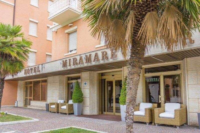 Hotel Miramare Civitanova Marche Esterno foto